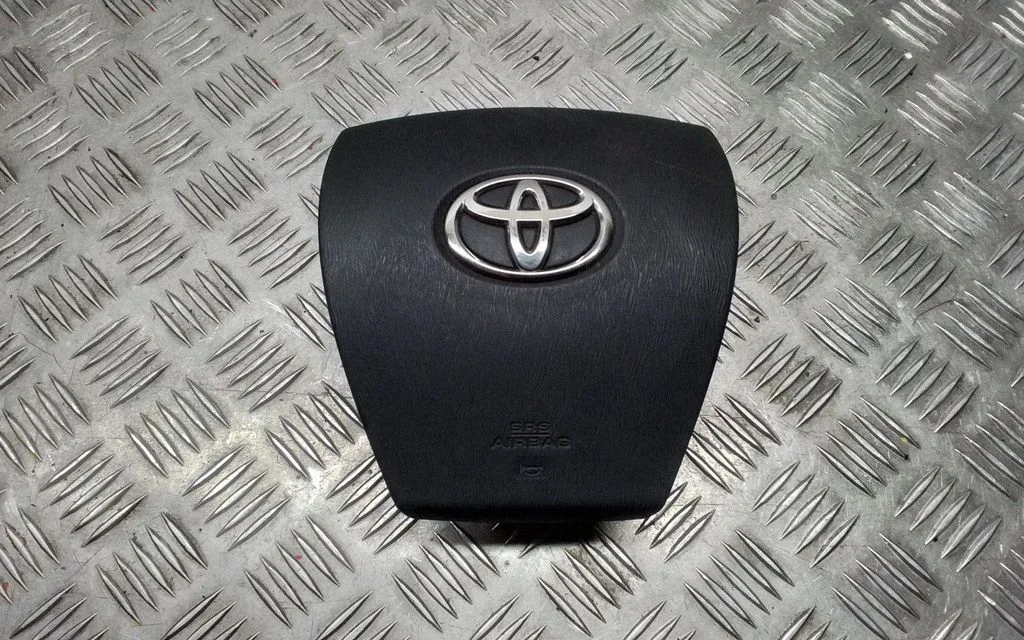Rooli turvapadi – Toyota Prius (XW30) (2009-2015)