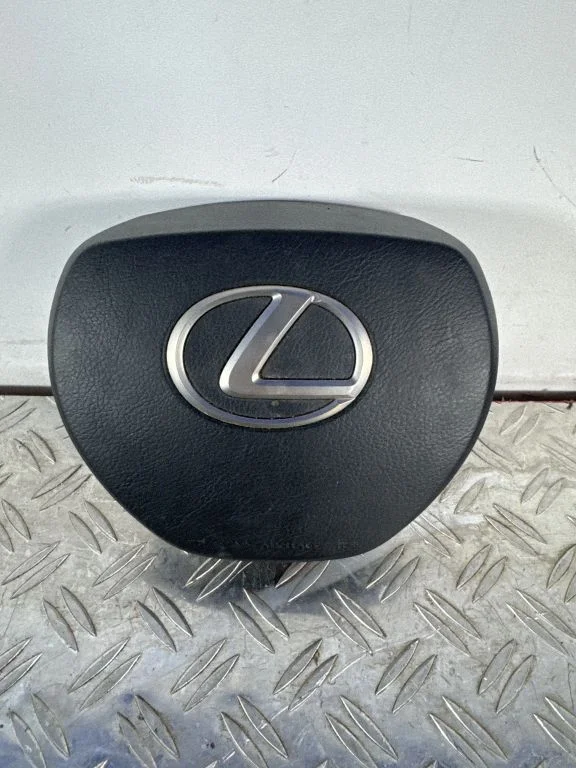 Steering wheel airbag – Lexus NX (2014-2021)