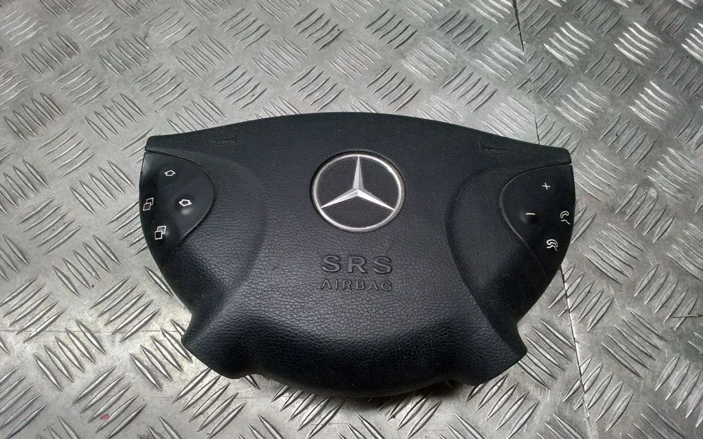 Steering wheel airbag – Mercedes-Benz E-Class W211 (2002-2009)