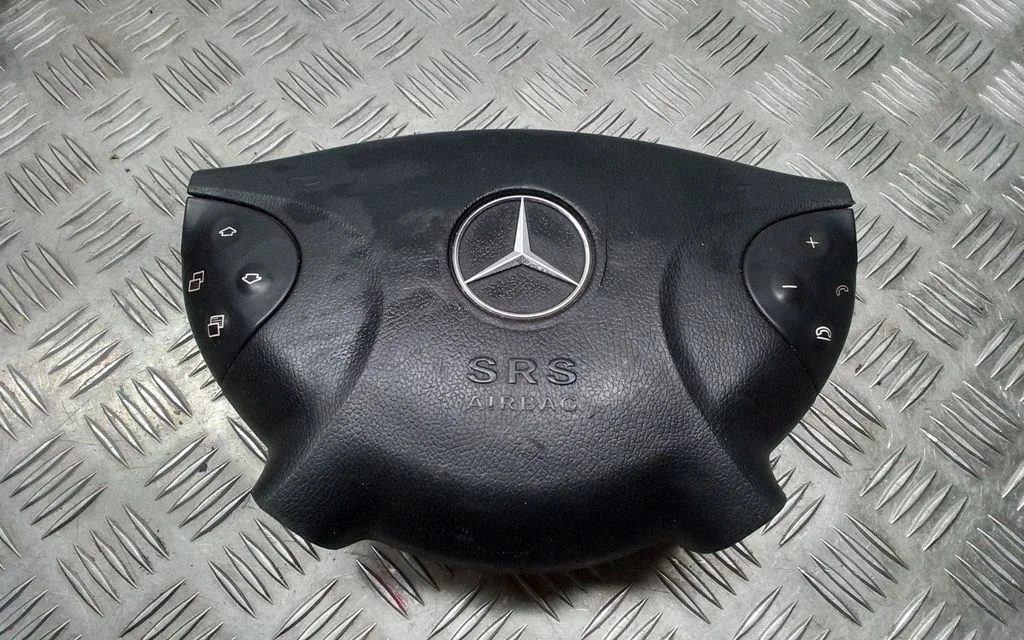 Steering wheel airbag – Mercedes-Benz E-Class W211 (2002-2009)