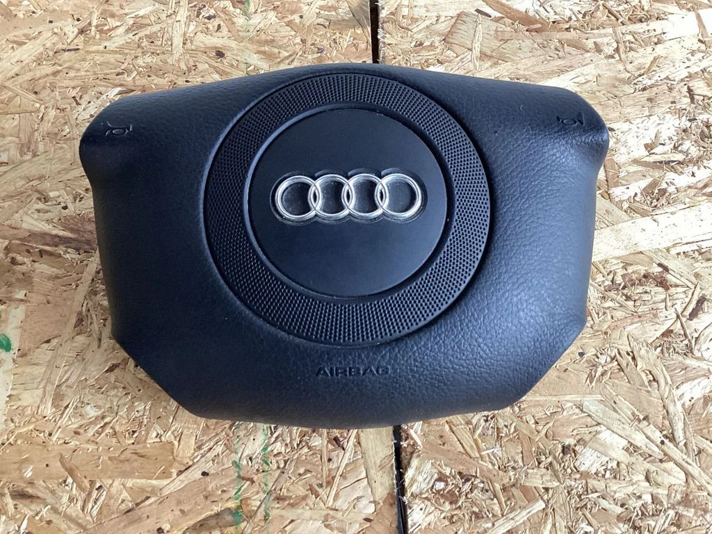Steering wheel airbag – Audi A6 Allroad C5 (1999-2005)