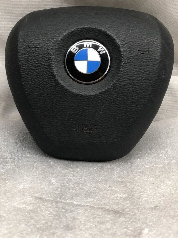 Steering wheel airbag – BMW 5 Series G30 G31 G38 (2016-)