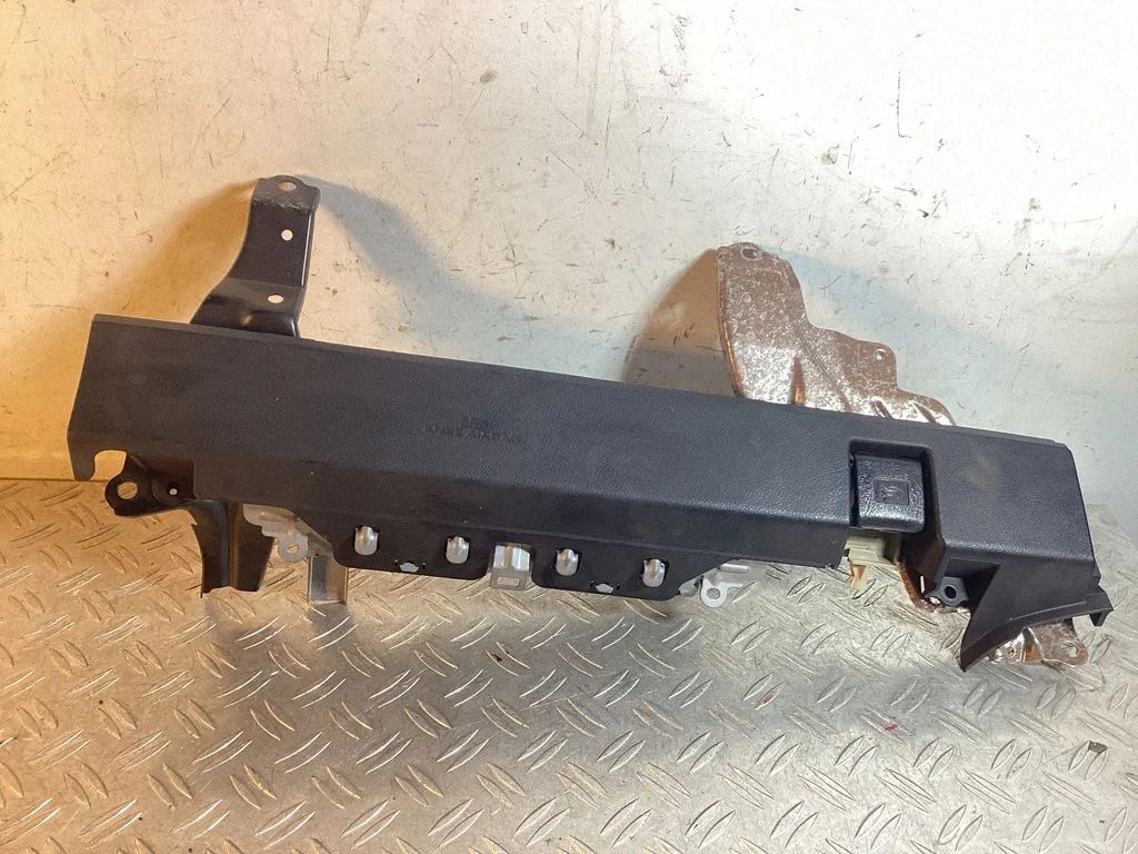 Knee airbag – Lexus RX III (2008-2015)