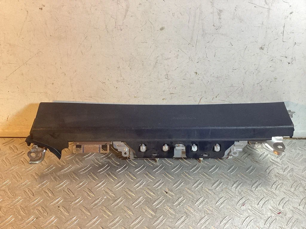 Knee airbag – Lexus RX III (2008-2015)