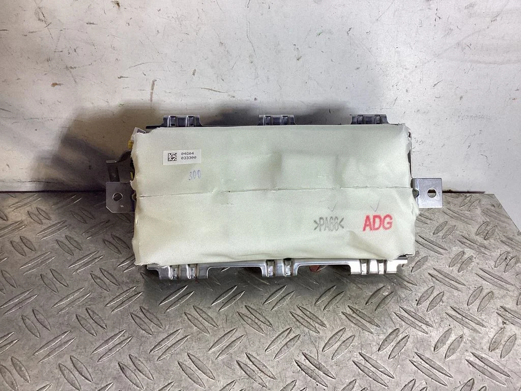 Passenger airbag – Lexus NX (2021-)