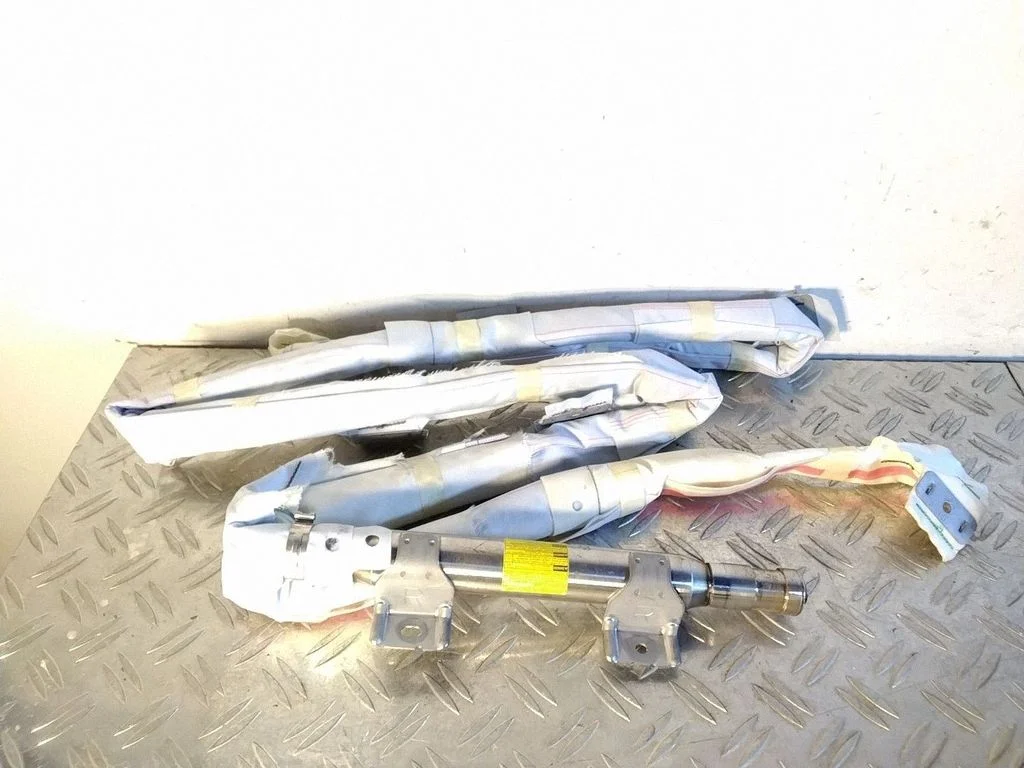 Roof airbag – Toyota Prius+ (ZVW40) (2011-2018)