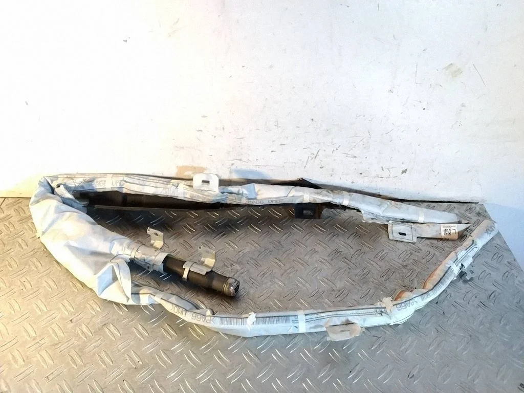 Roof airbag – Lexus NX (2014-2021)