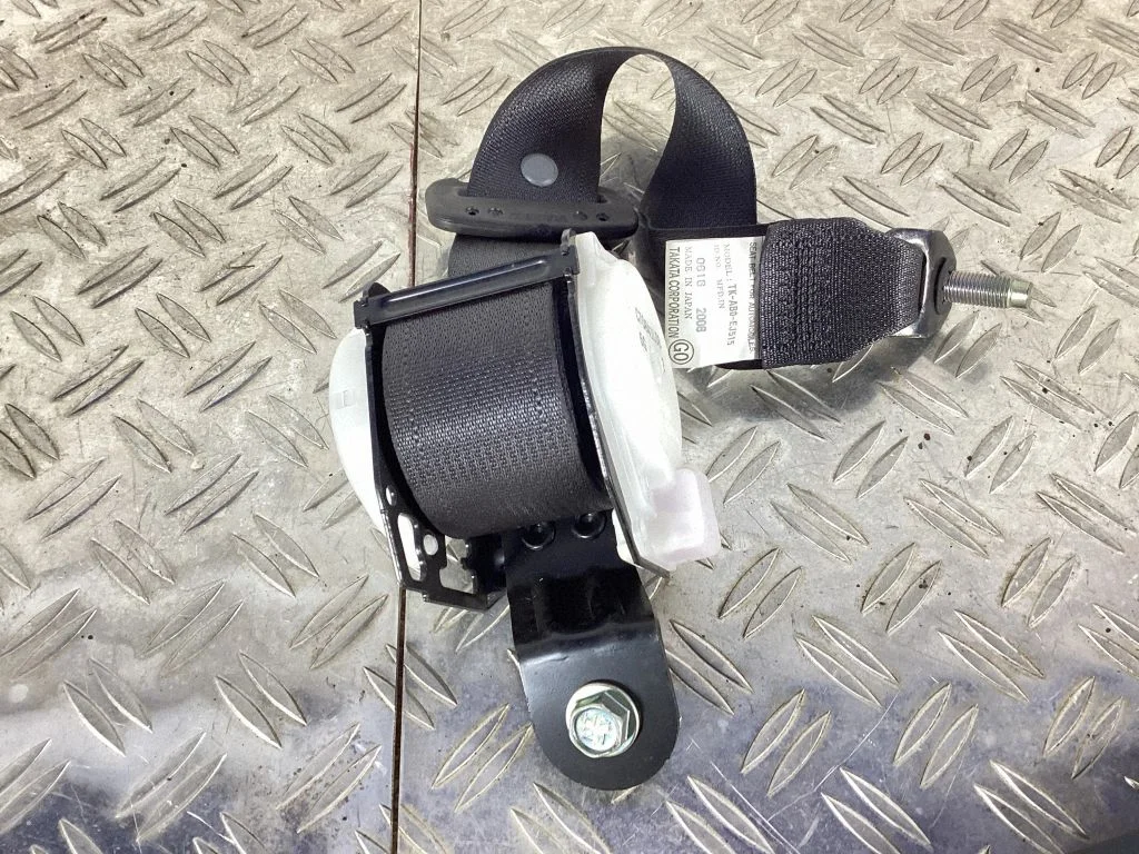 Front seatbelt – Honda Accord (2008-2016)