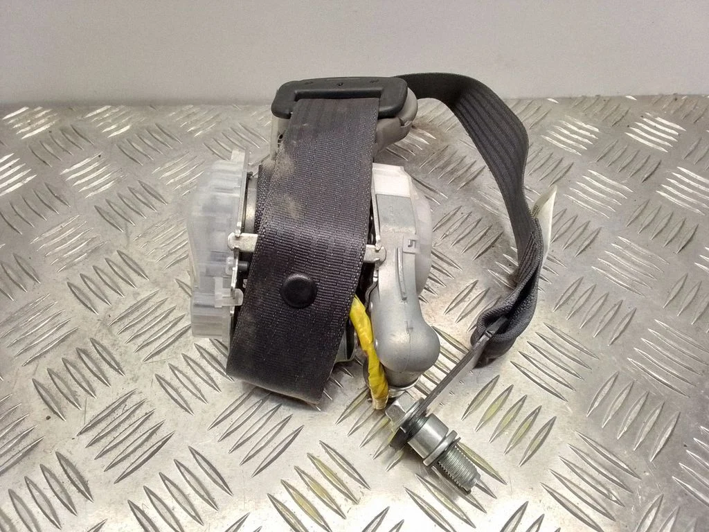 Front seatbelt – Subaru Forester SG (2006-2008)