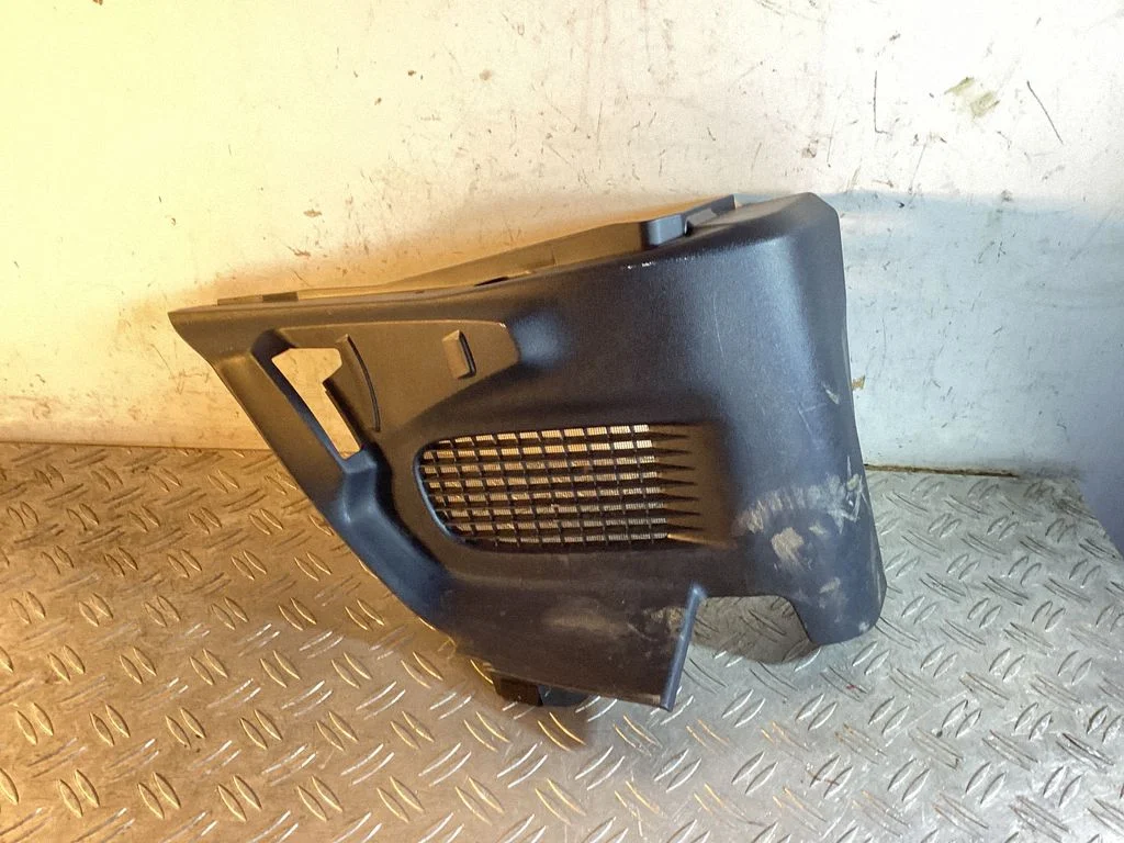 Other trunk/boot trim element 5846678010