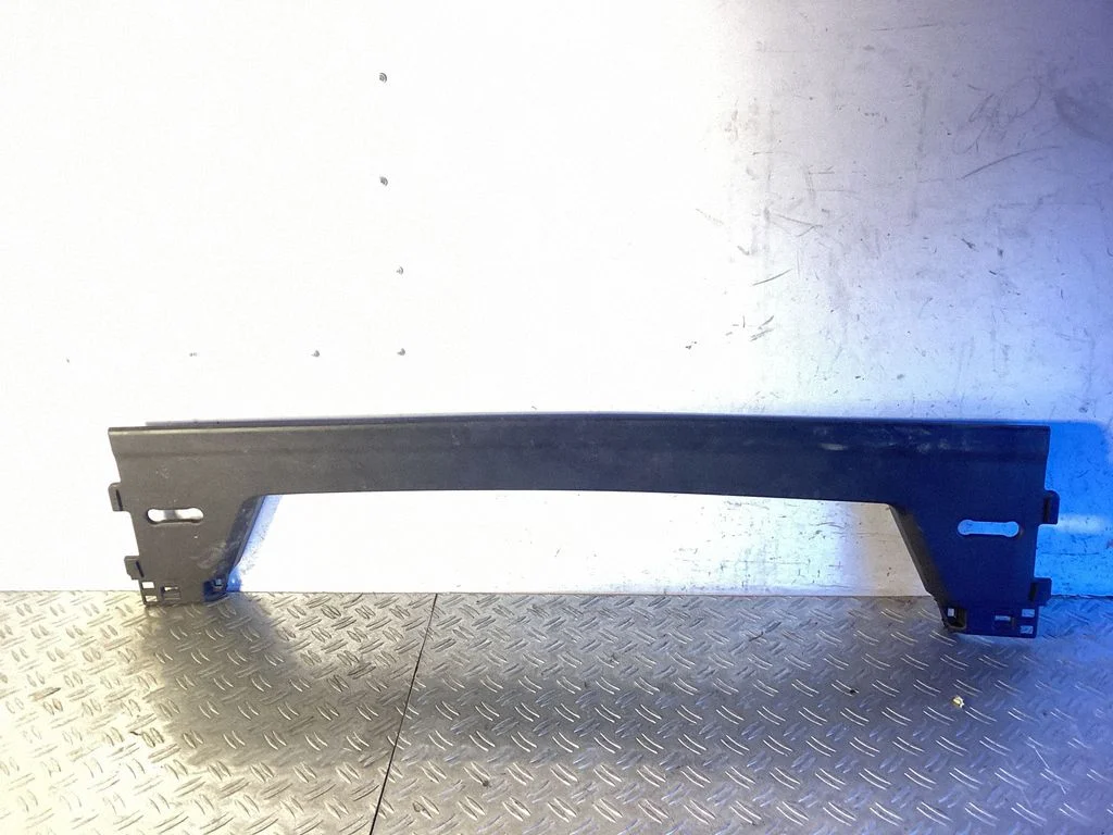 Muu pagasiruumi viimistluse osa – Lexus IS III XE30 (2013-2020)