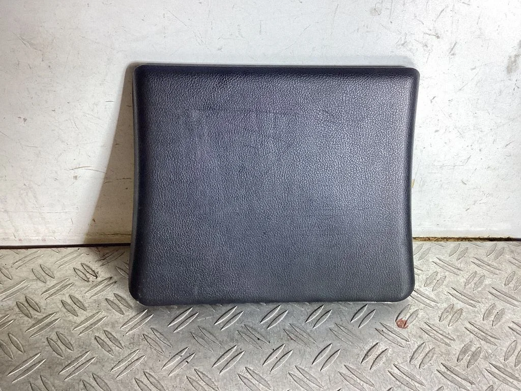 Other trunk/boot trim element – Lexus NX (2021-)