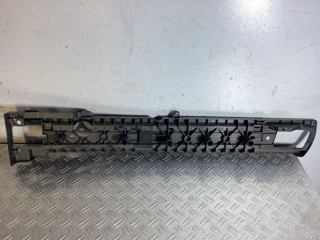 Other trunk/boot trim element – Porsche Cayenne (92A) (2010-2017)