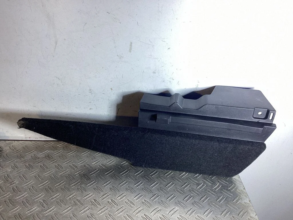 Other trunk/boot trim element – Lexus NX (2021-)