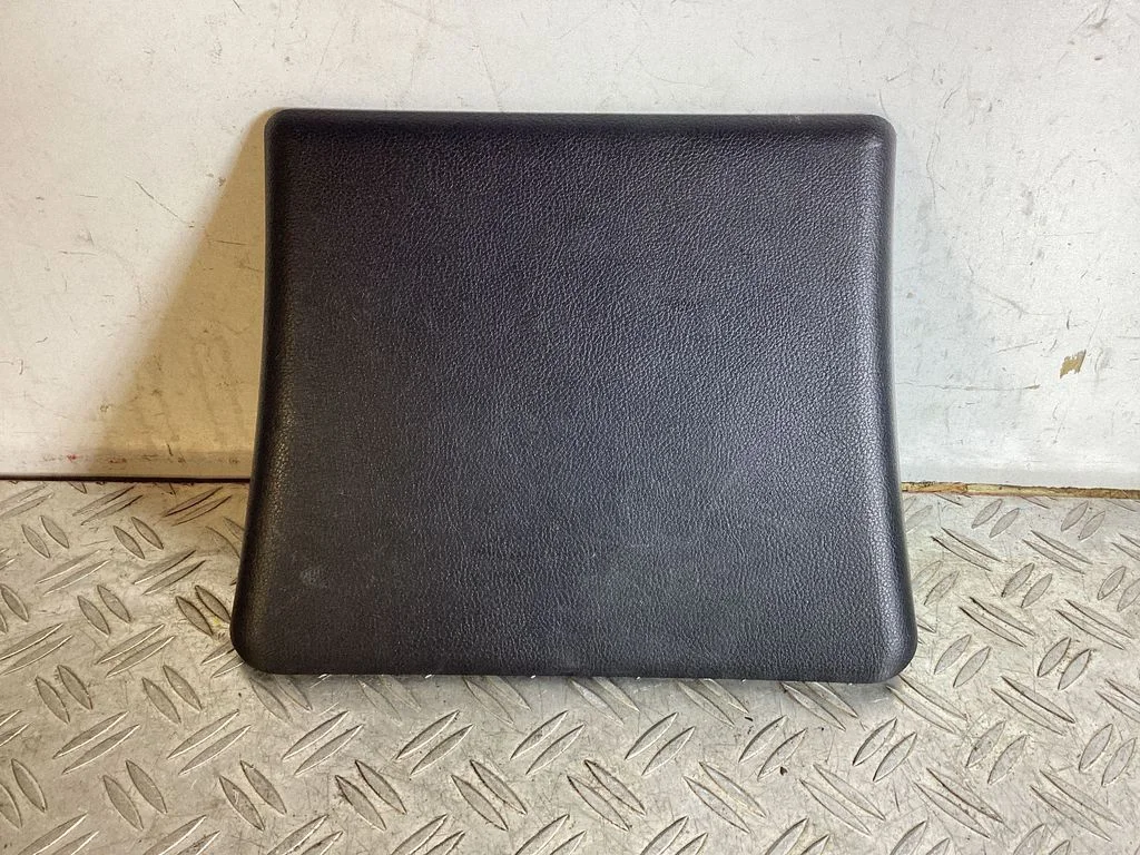 Other trunk/boot trim element – Lexus NX (2021-)