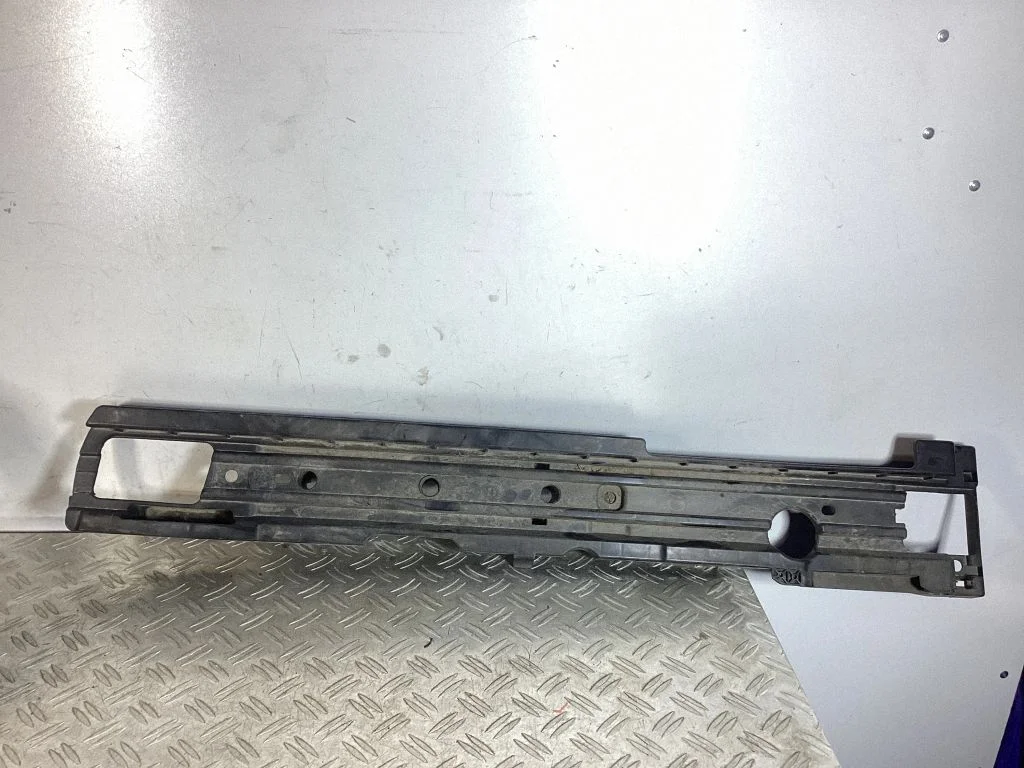 Other trunk/boot trim element – Volkswagen Touareg II (2010-2018)