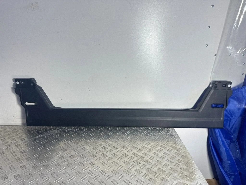 Other trunk/boot trim element – Lexus RC (2014-)