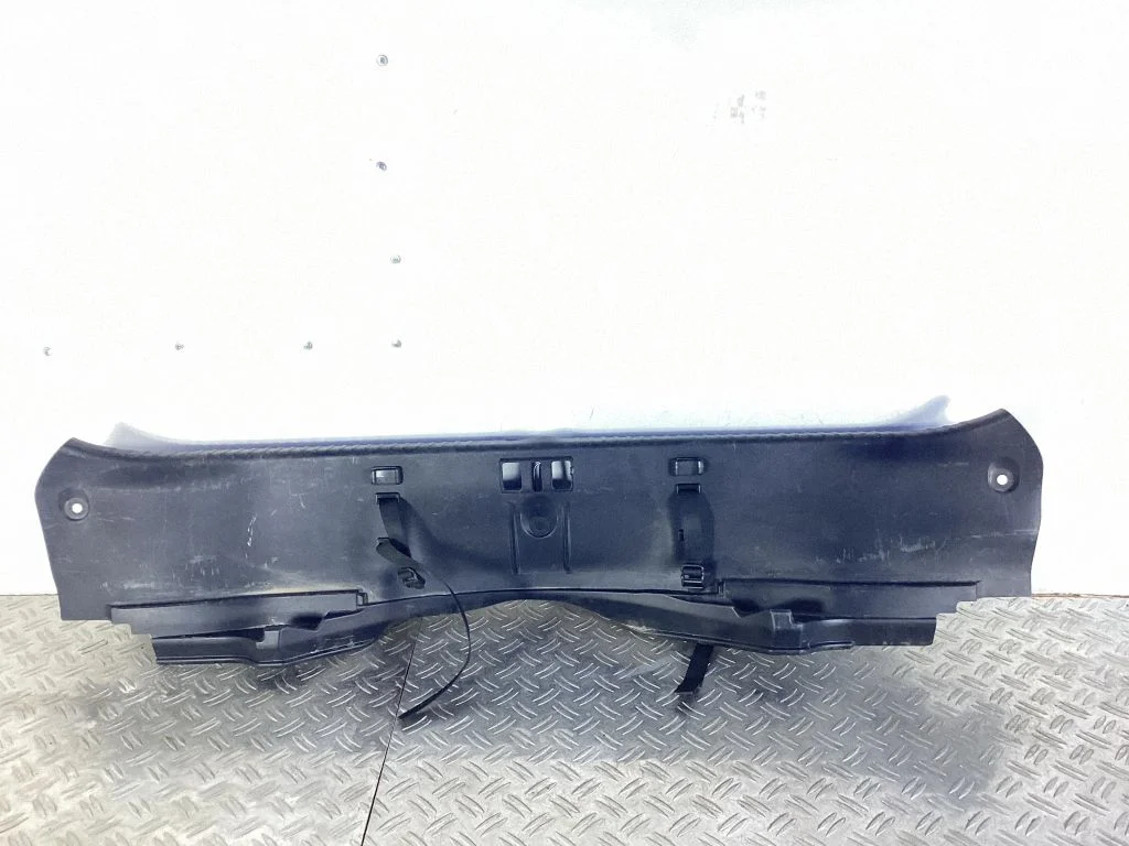 Other trunk/boot trim element – Lexus RC (2014-)