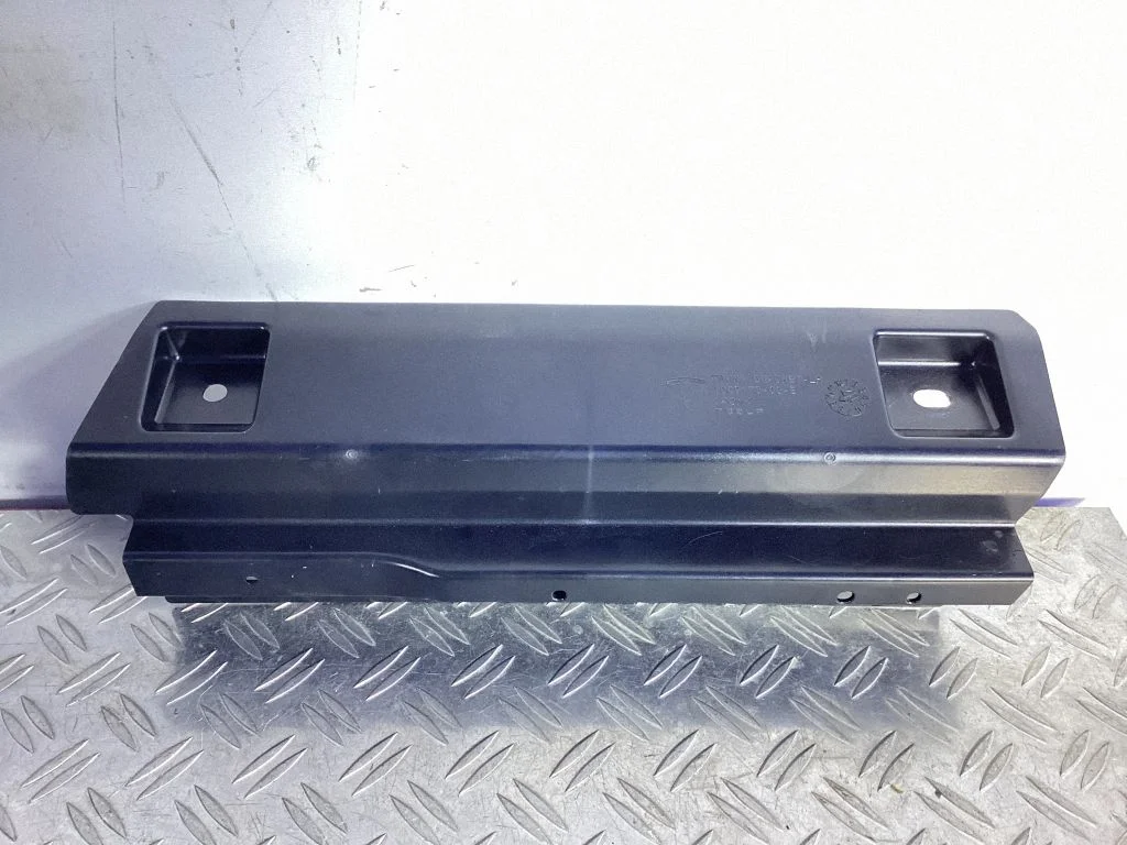 Other trunk/boot trim element – Tesla Model S (2012-)