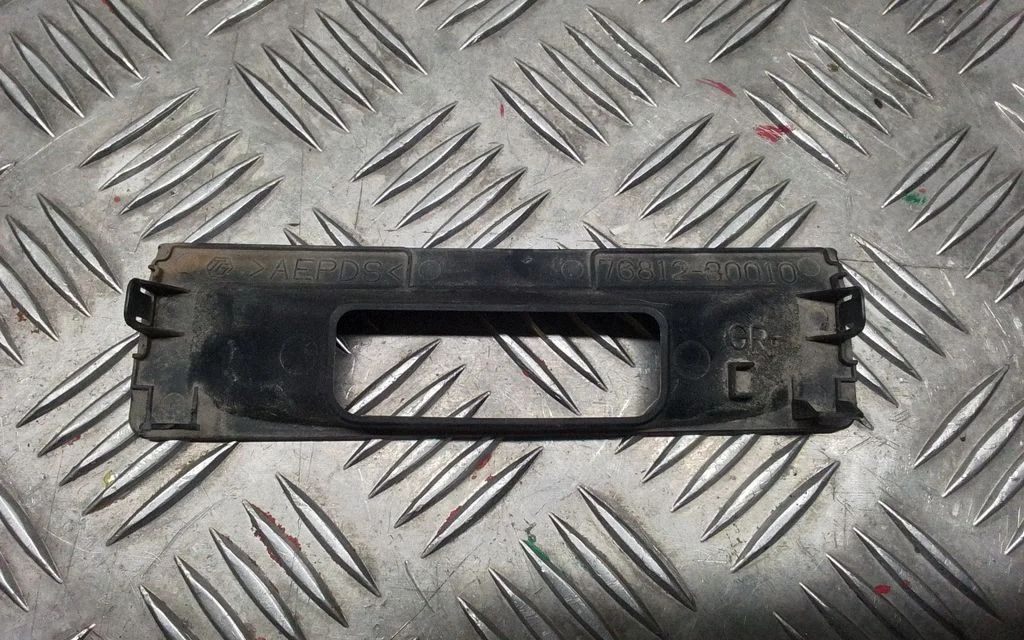 Other trunk/boot trim element – Lexus GS 250 350 300H 450H (2013-)