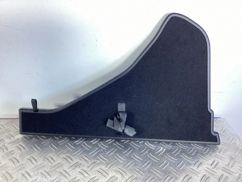 Other trunk/boot trim element