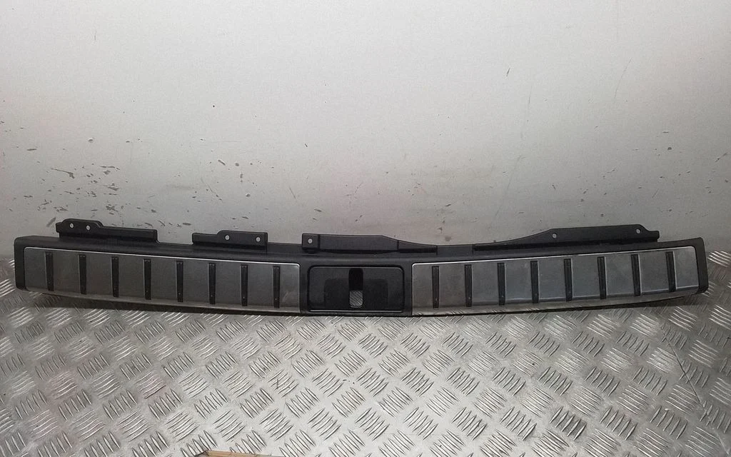 Trunk/boot sill cover protection – Lexus RX 450H (2016-)