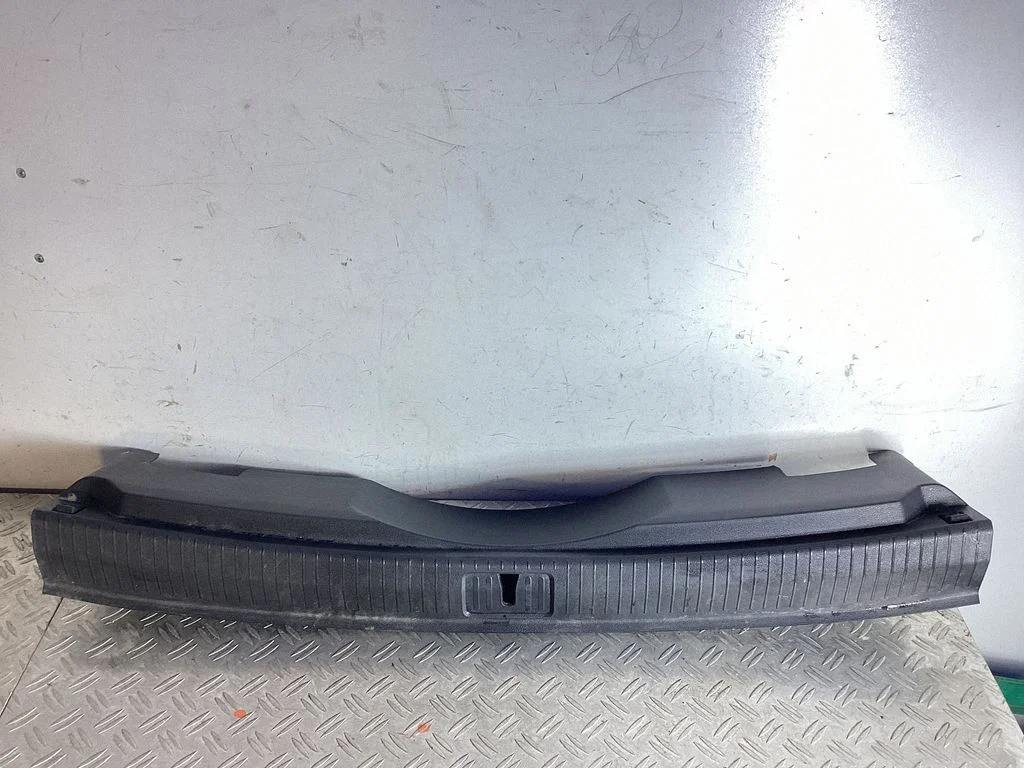 Trunk/boot sill cover protection – Volkswagen Tiguan Allspace (2017-)