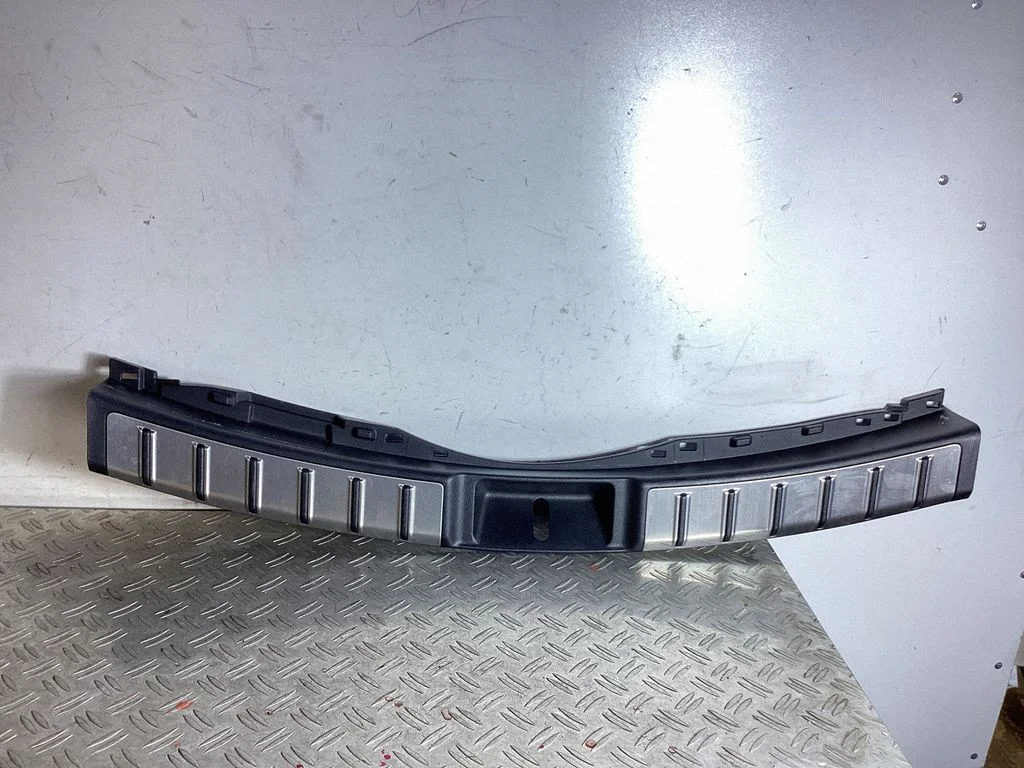 Trunk/boot sill cover protection – Lexus NX (2021-)