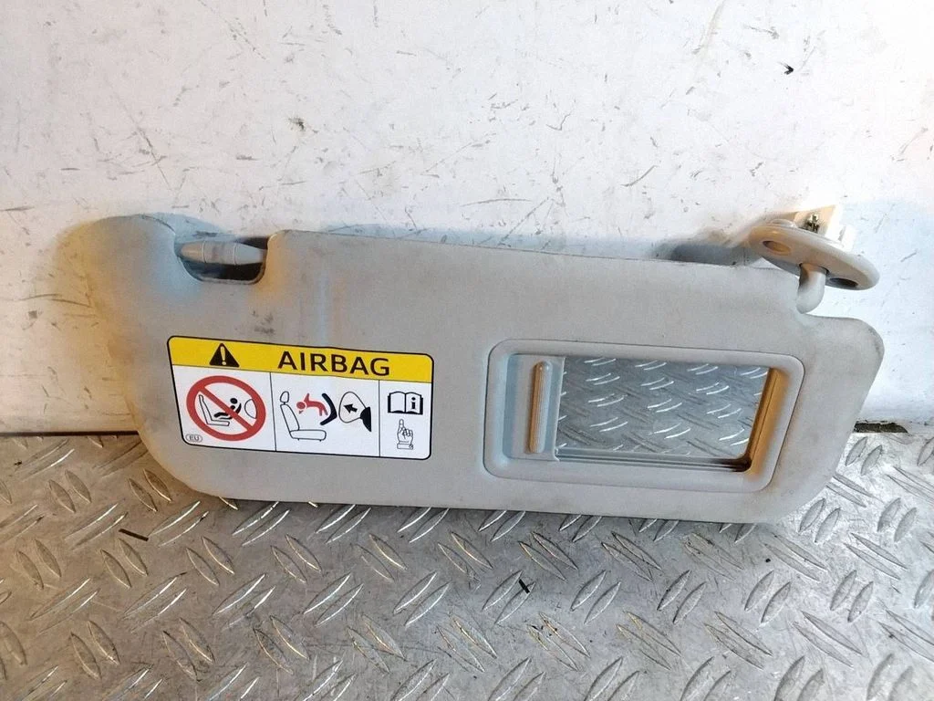 Sun visor – Lexus IS III XE30 (2013-2020)