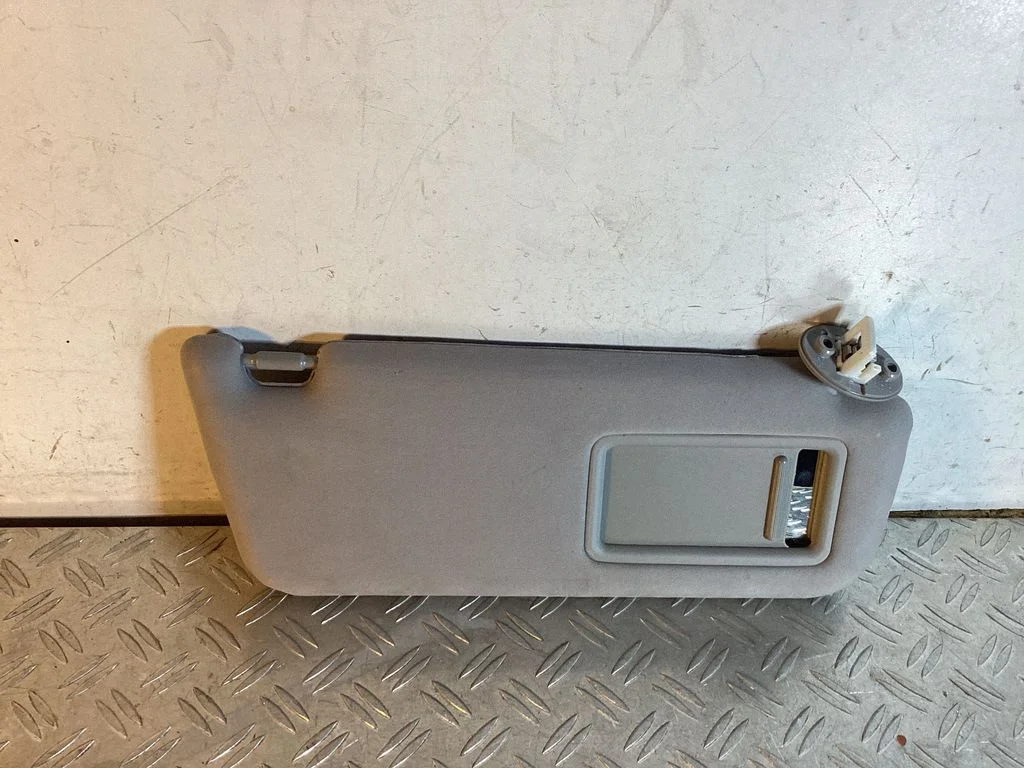 Sun visor – Lexus RX 450H (2016-)