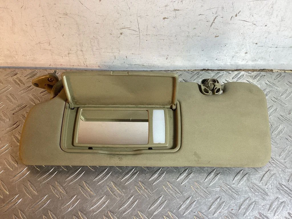 Sun visor – Honda CR-V (2007-2012)