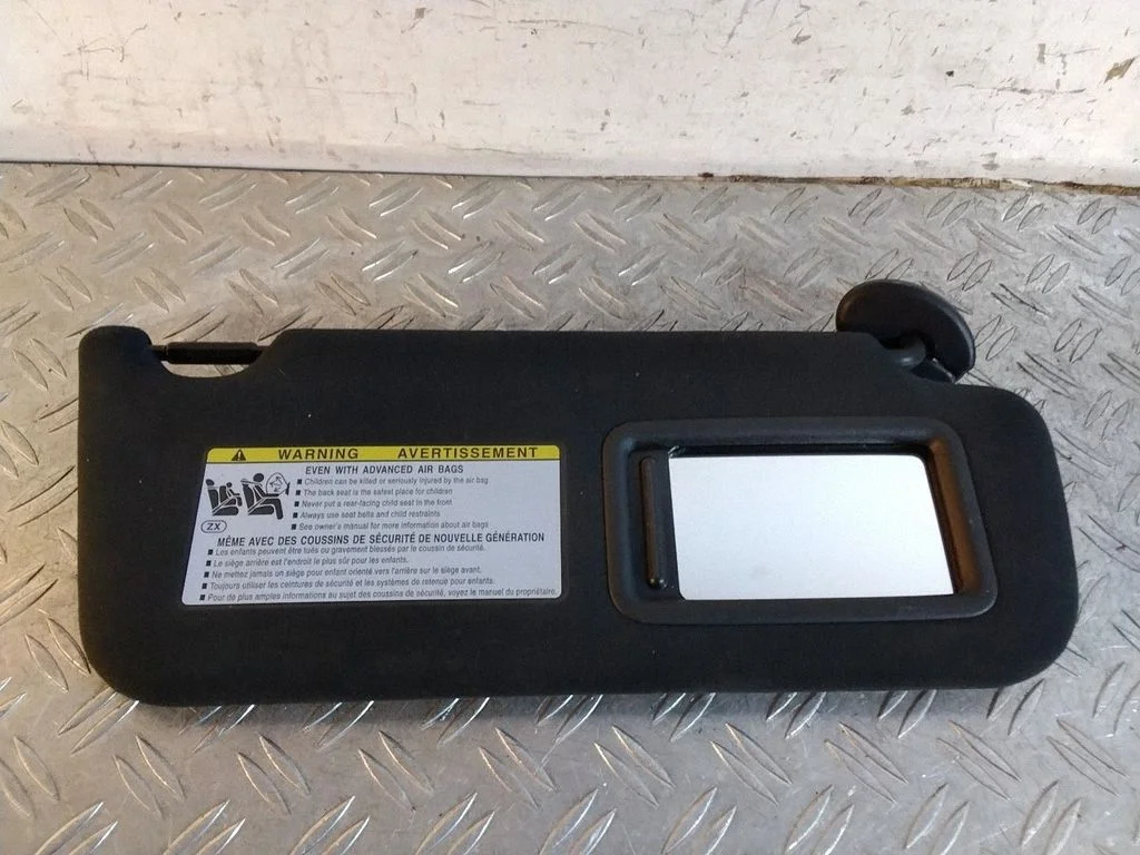 Sun visor – Lexus RX 450H (2016-)