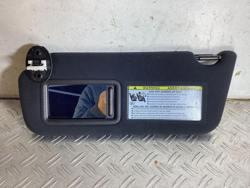 Sun visor – Lexus RX 450H (2016-)