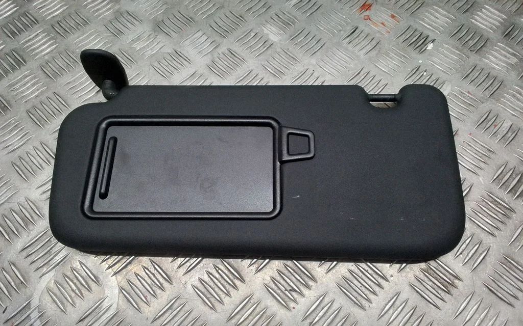 Sun visor – left