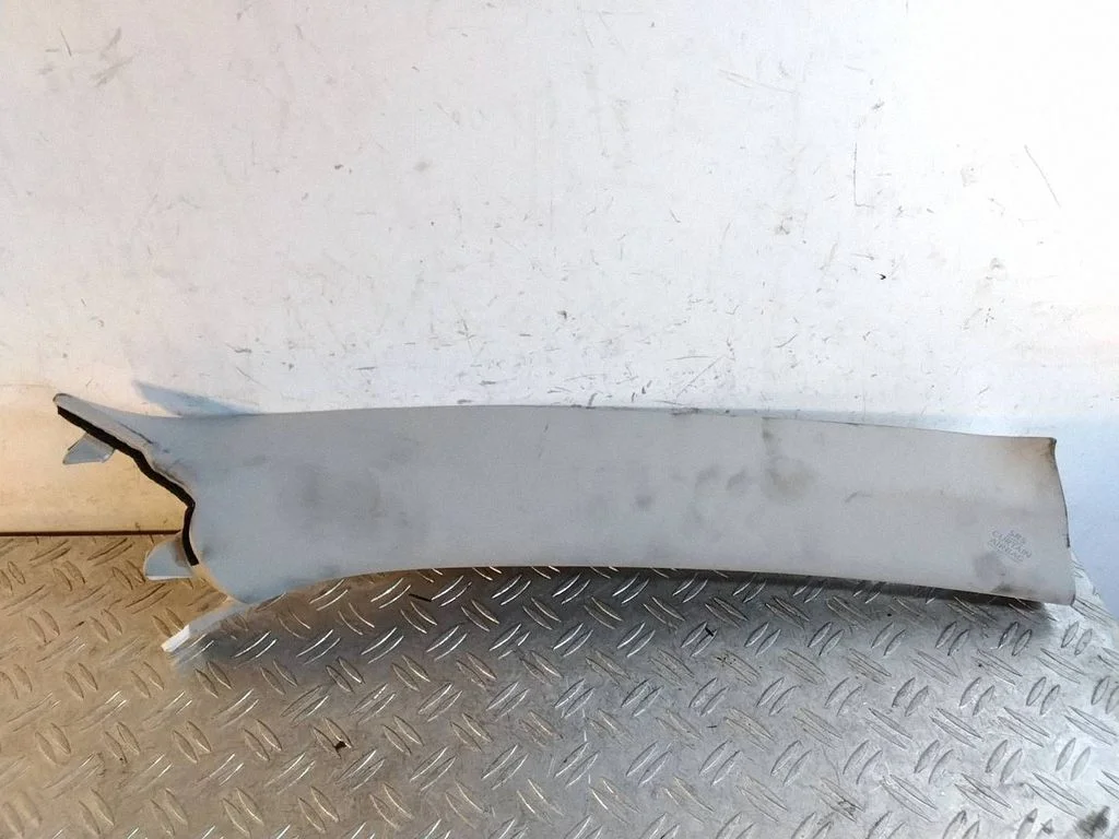 (A) piilari kate – Lexus IS III XE30 (2013-2020)