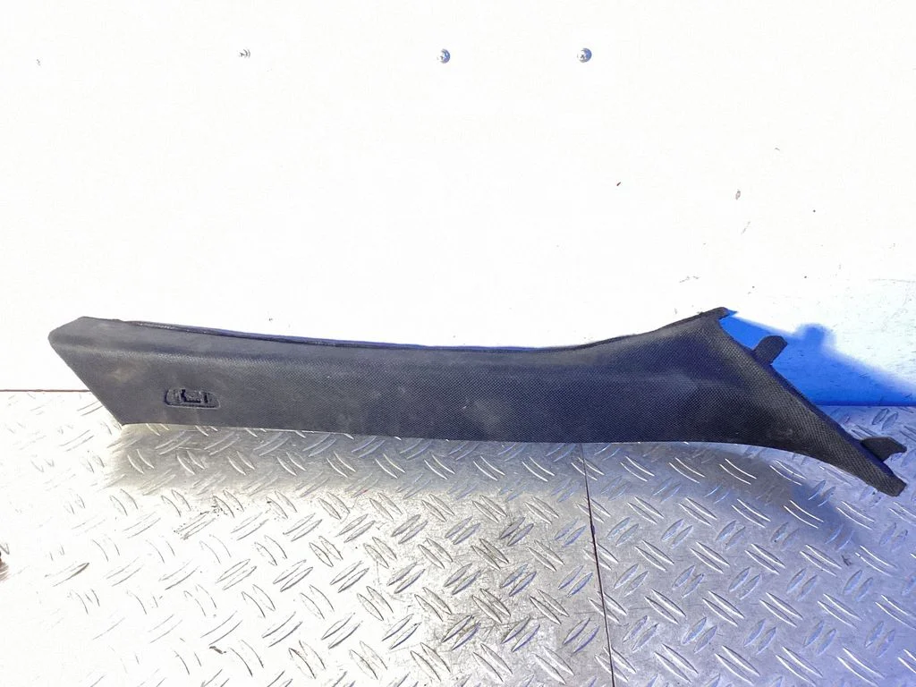 (A) pillar trim 9116348