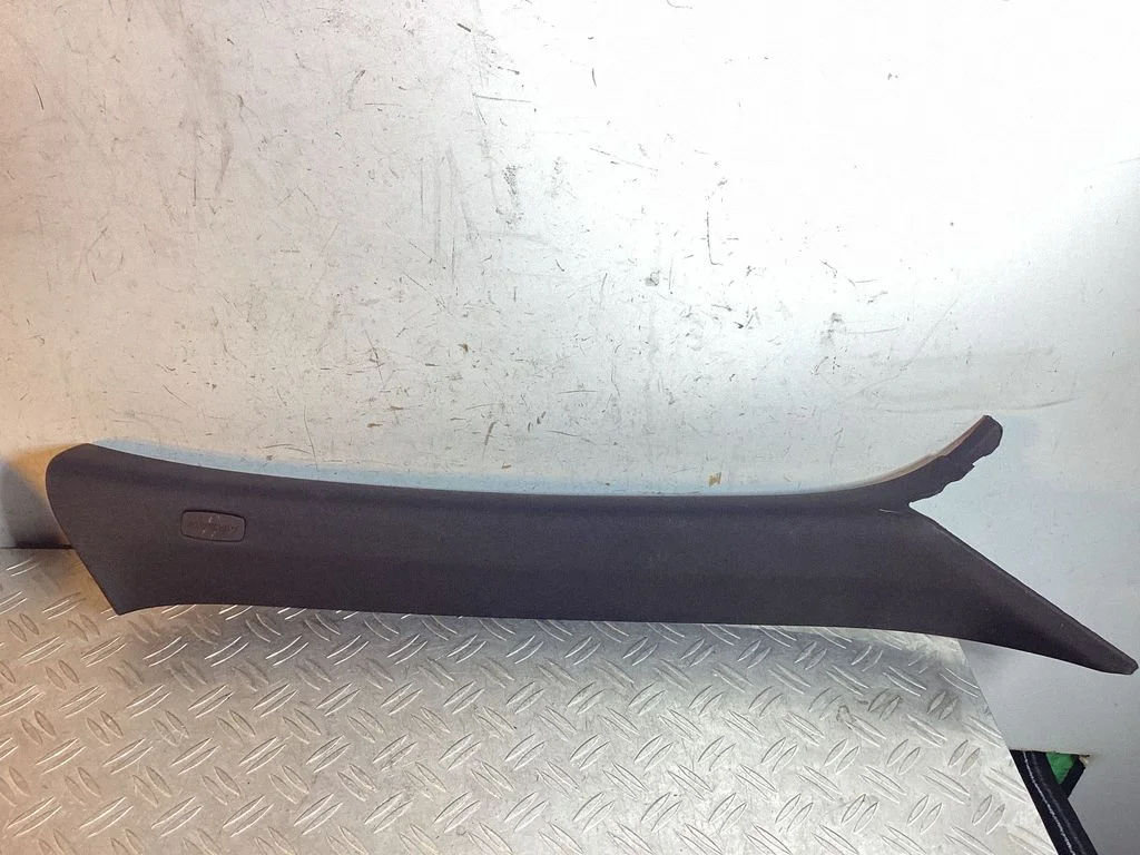 (A) piilari kate – Porsche Cayenne (92A) (2010-2017)