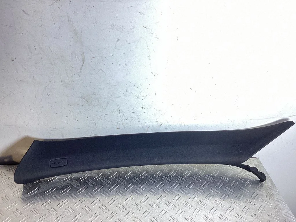 (A) piilari kate – Porsche Cayenne (92A) (2010-2017)
