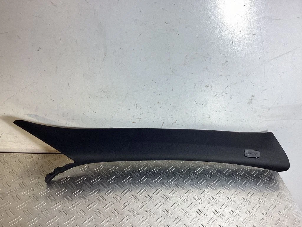 (A) piilari kate – Porsche Cayenne (92A) (2010-2017)