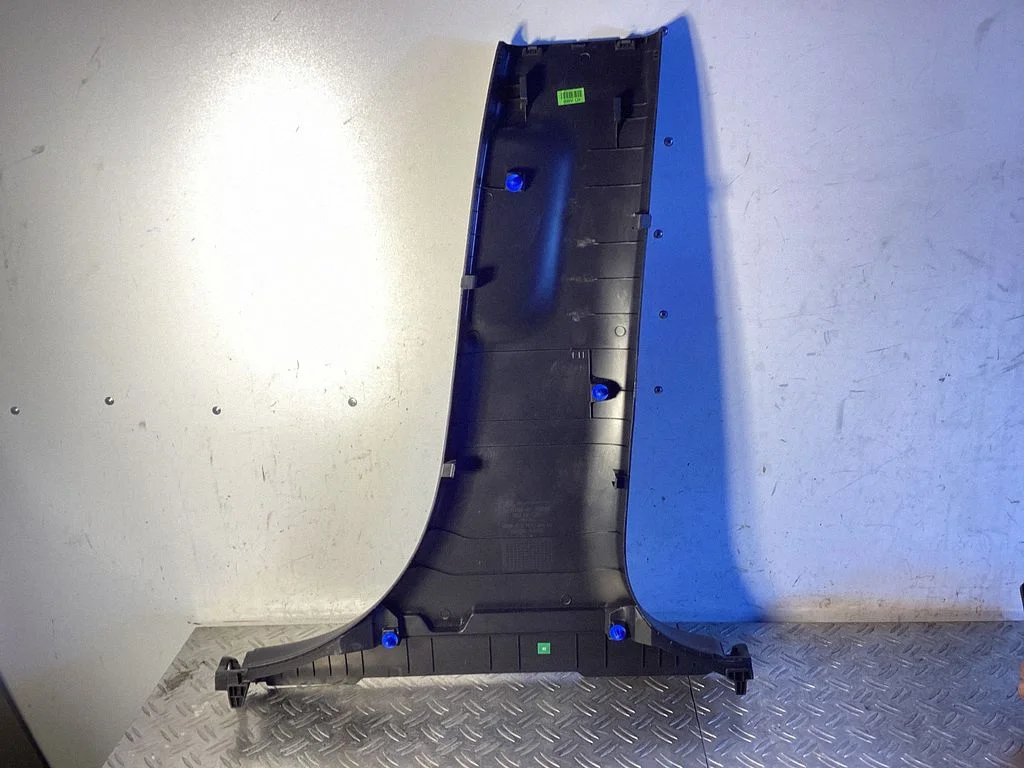 (B) pillar trim (bottom) – KIA Niro (2022-)