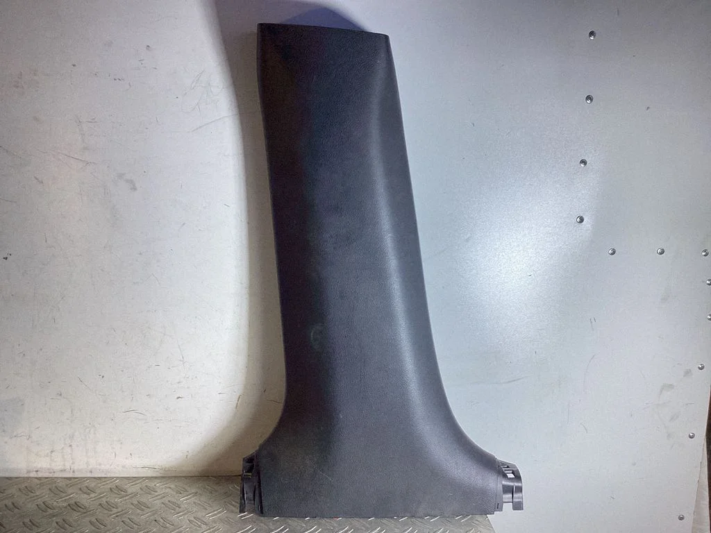 (B) pillar trim (bottom) – Lexus GS 250 350 300H 450H (2013-)