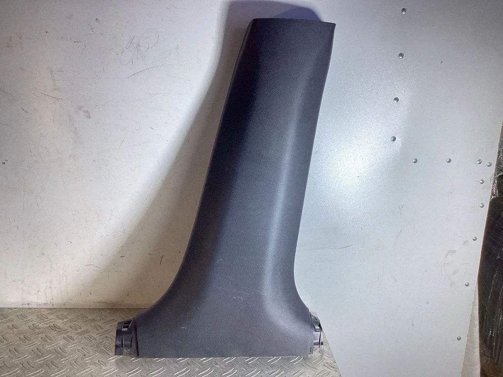(B) pillar trim (bottom) – Lexus GS 250 350 300H 450H (2013-)