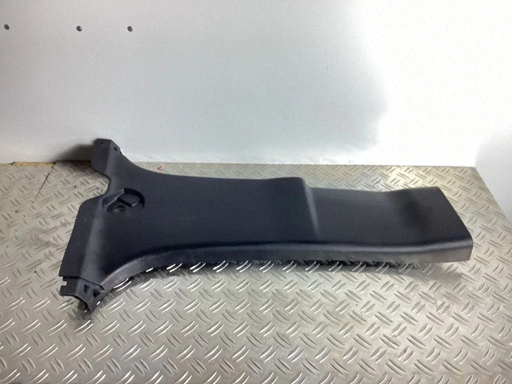 (B) pillar trim (bottom) – Lexus NX (2014-2021)