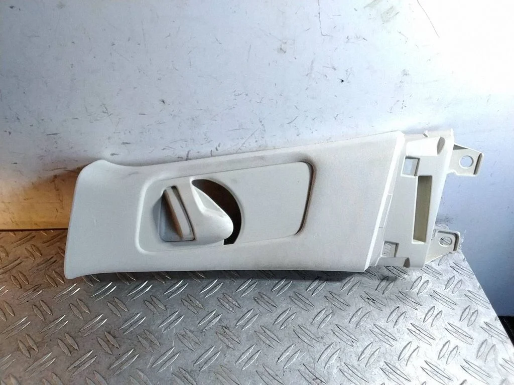 (B) pillar trim (top) – Lexus NX (2014-2021)