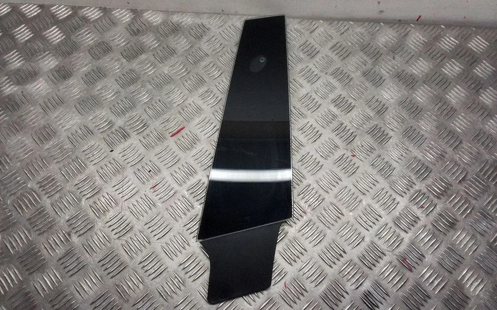 (B) pillar trim (top) 109230600B