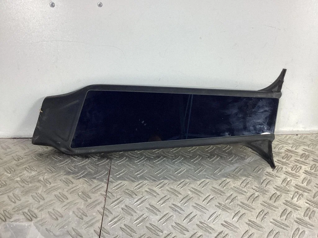 (B) pillar trim (top) 151625800E