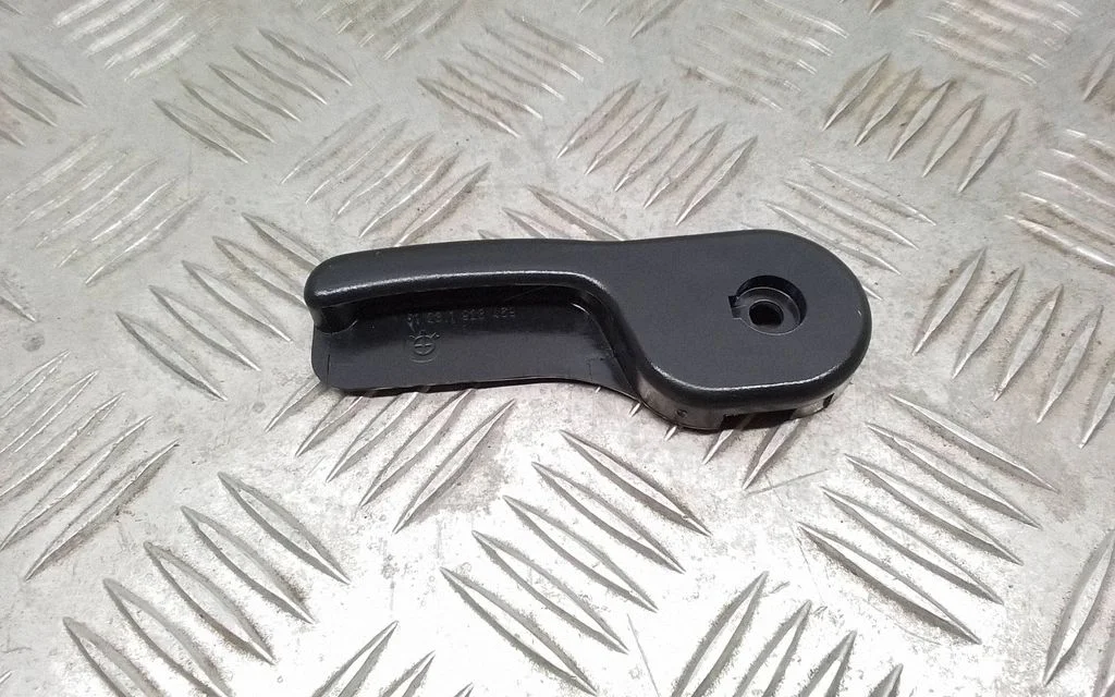 Engine bonnet (hood) release handle – BMW Z3 E36 (1994-2002)