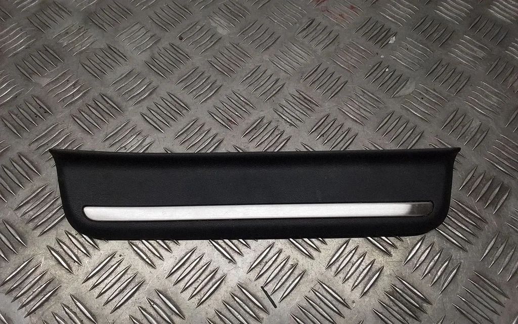 Esilävise kate (sisemine) 85887CV500
