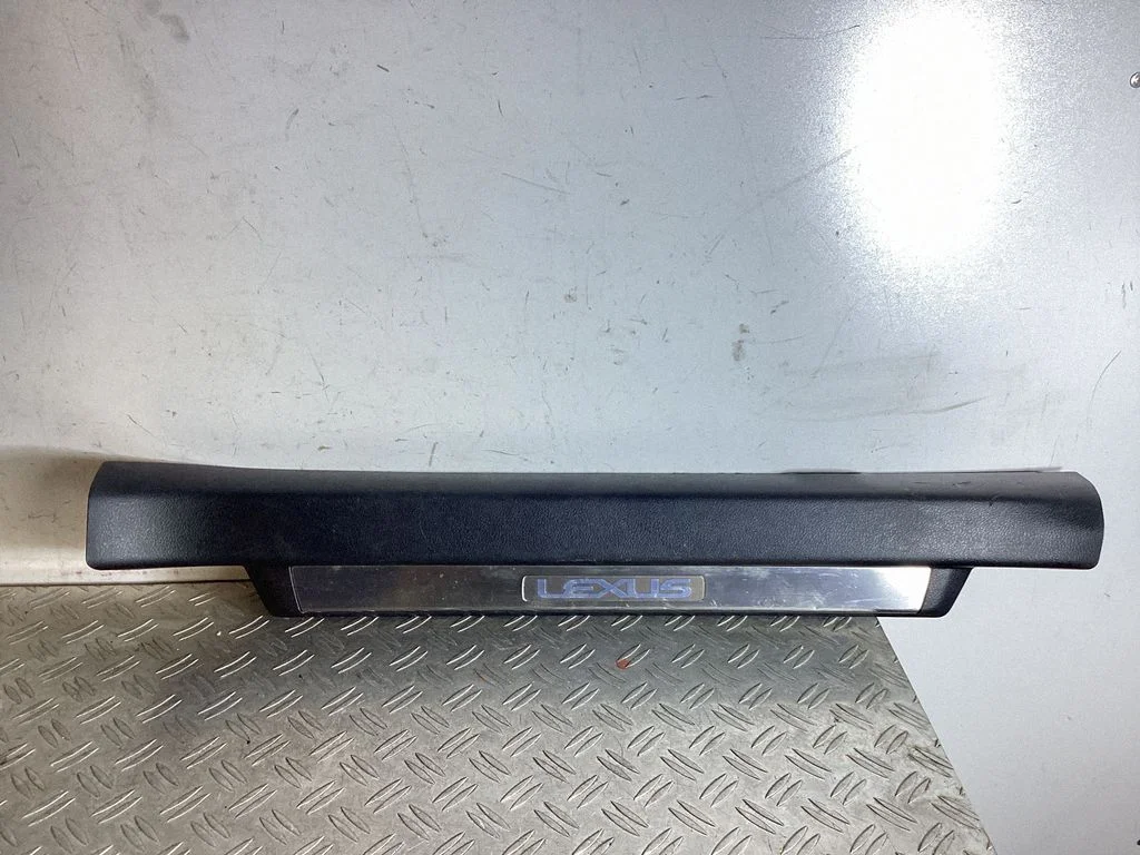 Listwa progowa przednia (wewnętrzna) 6792030070