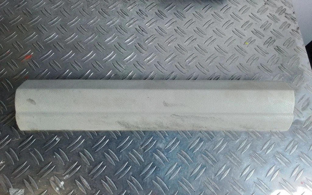 Priekšējā sliekšņa apdare (iekšējā) 51437274419